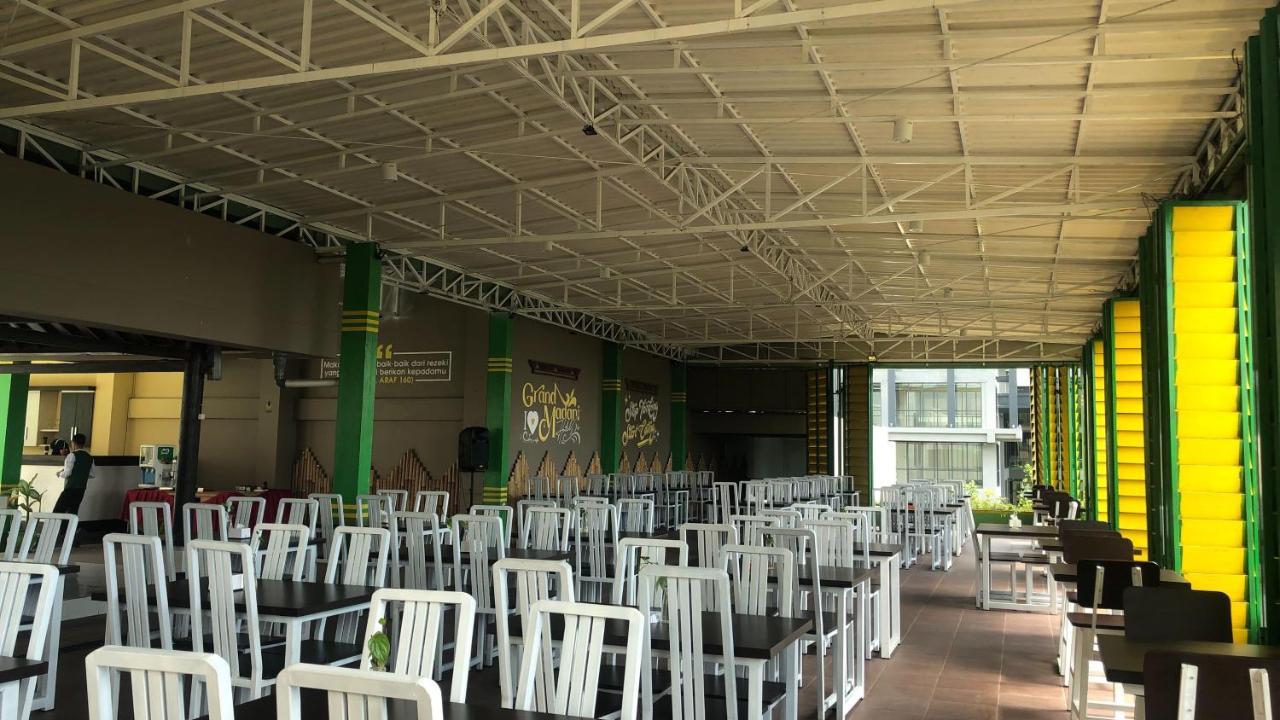 Grand Madani Hotel Mataram Dış mekan fotoğraf